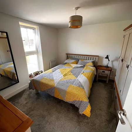 No Hidden Costs! - 1 Bedroom - * York